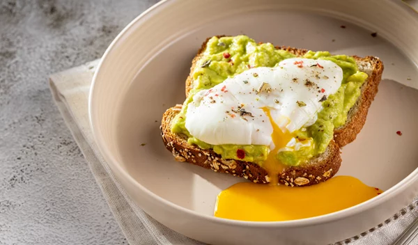 8 πρωτεϊνικά πρωινά με λιγότερες από 400 θερμίδες