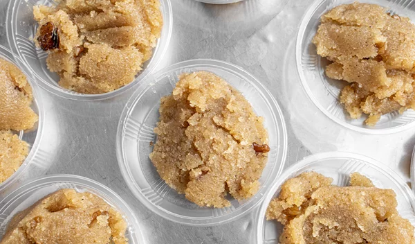 Νηστεύεις; Δοκίμασε τον χαλβά χωρίς λάδι για ένα ιδανικό νηστίσιμο γλυκάκι