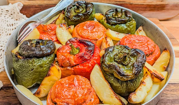 Αντί για ρύζι: Το συστατικό που κάνει τα γεμιστά θρεπτικά και μοναδικά