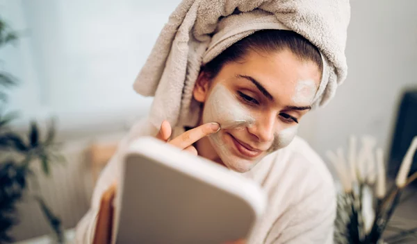 Αφυδατωμένη επιδερμίδα μετά τις διακοπές: Δες πώς μπορείς να την επαναφέρεις