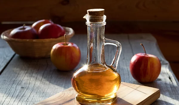 Mηλόξυδο: 5 εκπληκτικά οφέλη του (spoiler: βοηθά στην απώλεια βάρους)