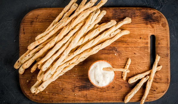 Σπιτικά κριτσίνια από κουνουπίδι