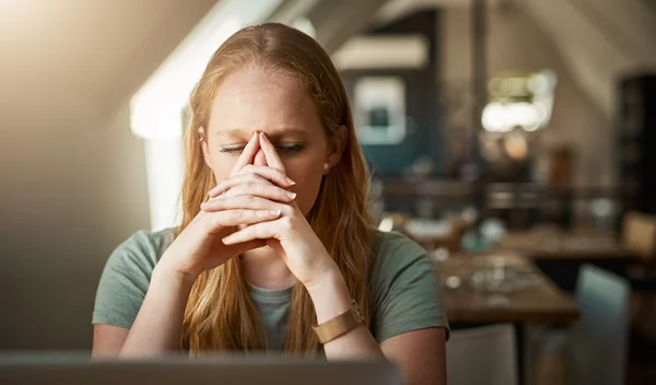 Απολύθηκες; Δες πώς το να χάσεις τη δουλειά σου επηρεάζει την υγεία σου και τι μπορείς να κάνεις