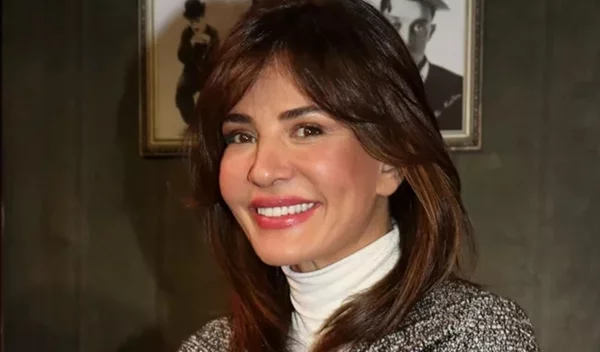 8 Ελληνίδες celebrities που άλλαξαν τα μαλλιά τους ενόψει εορτών