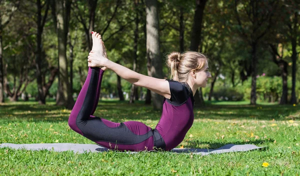 Η άσκηση γιόγκα που ανακουφίζει από τον πόνο στην πλάτη