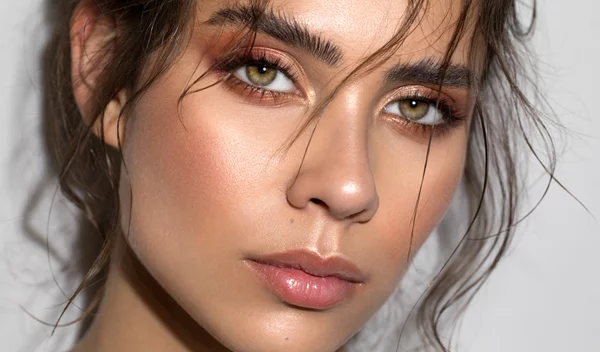 Οι τάσεις του μακιγιάζ για τον φετινό χειμώνα θα σε ενθουσιάσουν