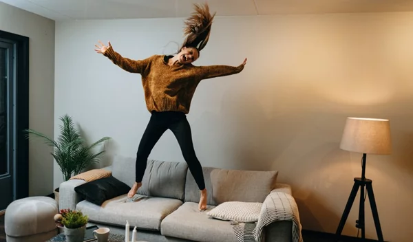 Πώς να μην συμβιβάζομαι; Η δρ Νάνσυ Μαλλέρου αναλύει πώς θα ζούμε αναπολογητικά!