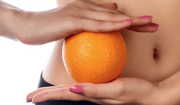 Πώς θα καταπολεμήσεις την κυτταρίτιδα; 11 διατροφικές συνήθειες που κάνουν θαύματα