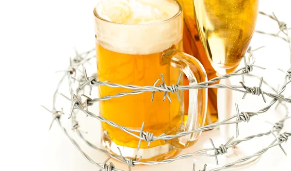 Ποτό ή μπίρα: Ποιο είναι το χειρότερο στη ζέστη;