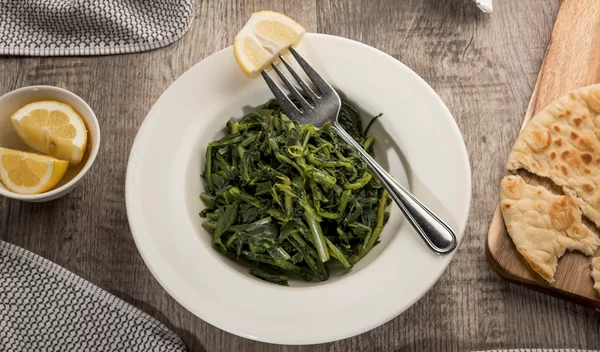 Xόρτα: Όλες οι συμβουλές για το σωστό μαγείρεμα της πιο ανοιξιάτικης γεύσης