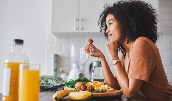 Υγιές αδυνάτισμα: 4 διατροφικοί μύθοι των social media καταρρίπτονται