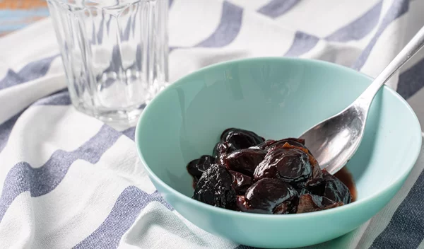 Ποιοι πρέπει να αποφεύγουν τα δαμάσκηνα;