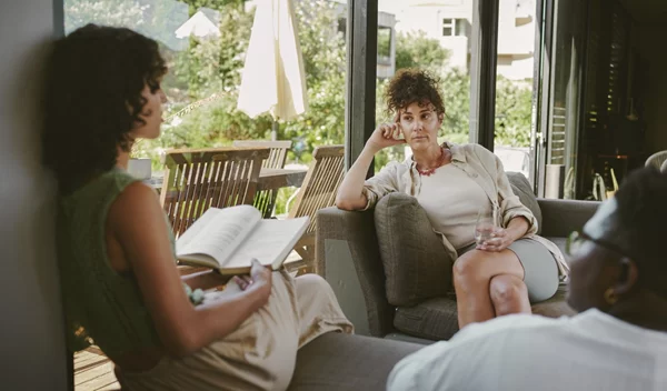 Γιατί οι άνθρωποι πιστεύουν ότι έχουν δίκιο, ακόμα κι όταν έχουν άδικο;