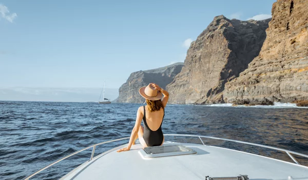 Ναυτία, πονοκέφαλος, κόπωση: Ποιες τροφές θα σε βοηθήσουν και ποιες να αποφύγεις;