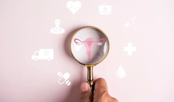 Καρκίνος των ωοθηκών: Οι παράγοντες κινδύνου, τα συμπτώματα και η διάγνωση