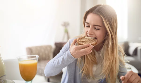 Τέσσερις κανόνες στο πρωινό γεύμα για να χάσεις άμεσα βάρος