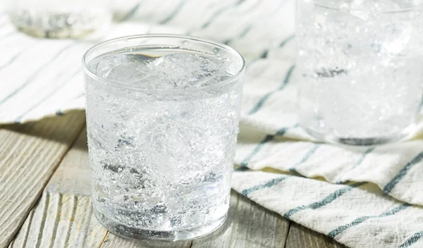 Μπορεί το ανθρακούχο νερό να προκαλέσει ουρολοίμωξη;