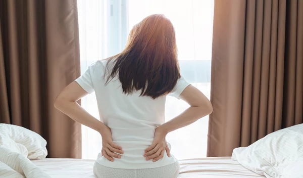 Ορθοστασία, πόνοι περιόδου ή μυϊκοί πόνοι; Τα προϊόντα που πρέπει να έχεις πάντα στο ντουλάπι σου