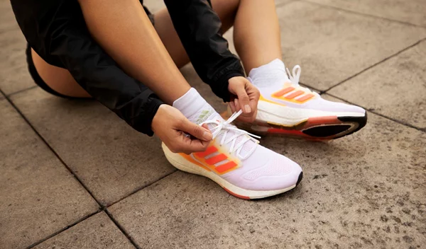 Woman Power: Δύο από τα πιο επιτυχημένα running shoes μάς συστήνονται στη γυναικεία εκδοχή τους