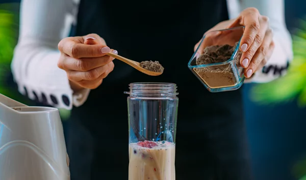 Σνακ ή shake μετά την προπόνηση; (Plus: Οι καλύτερες τροφές μετά τη γυμναστική)