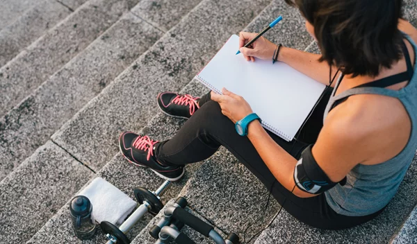 Τι πρέπει να περιλαμβάνει ένα ισορροπημένο πρόγραμμα γυμναστικής;