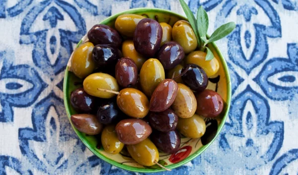 Τα οφέλη από τις ελιές για την καρδιά, τα οστά και τα κύτταρα