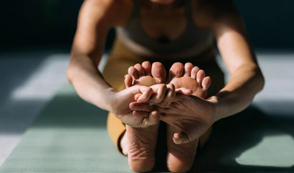 Χρόνιος πόνος: 8 φυσικές θεραπείες για τον αντιμετωπίσεις