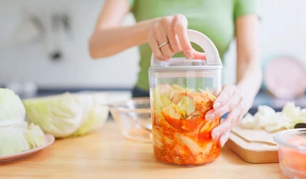 Αντίο κοιλιακό λίπος! Mετά τα 40, αυτή η τροφή είναι ιδανική για απώλεια βάρους, σύμφωνα με τους επιστήμονες