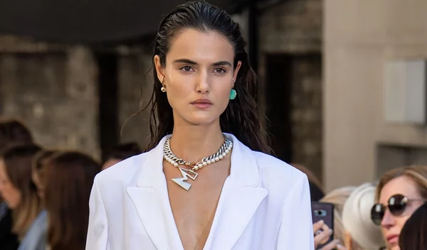 Η πιο συχνή skincare συνήθεια που μπορεί να σχηματίσει (πρόωρες) ρυτίδες στο πρόσωπο