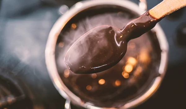 Εύκολη σπιτική συνταγή για φαρίν λακτέ σοκολάτα χωρίς ζάχαρη