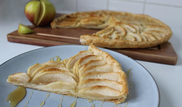 Φτιάξε την πιο εύκολη και γρήγορη μηλόπιτα στο μπλέντερ