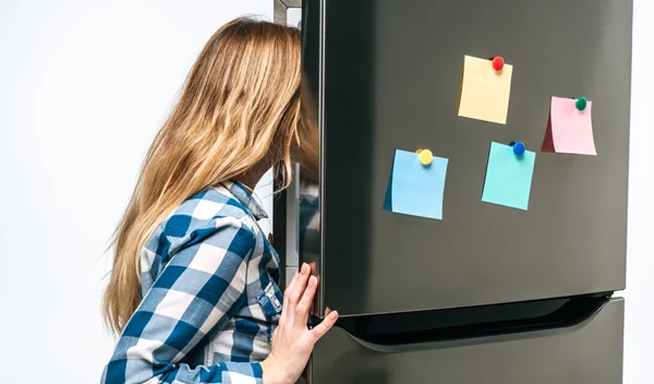 Προστασία από τη νόσο Alzheimer: Βάλε post-it στο ψυγείο σου με αυτές τις τροφές