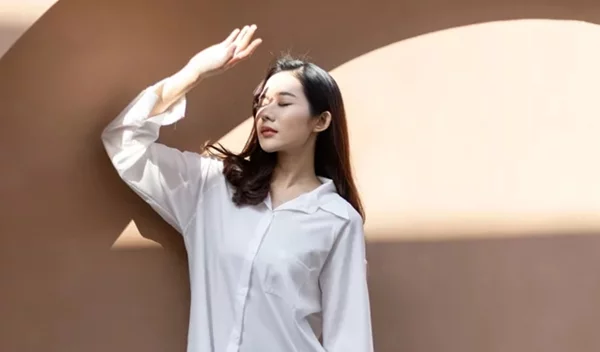 Τα 10 καλύτερα αντηλιακά προσώπου για προστασία στην πόλη (ακόμα και όταν έχει συννεφιά)