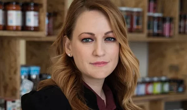 Μελίνα Ταπραντζή: Μιλάει για την πολυβραβευμένη μη κερδοσκοπική κίνηση Wise Greece