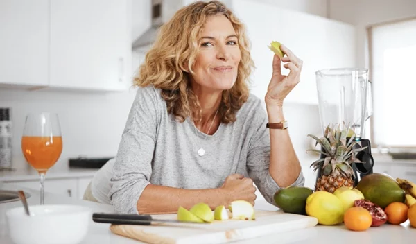 Καλή χοληστερόλη: Γιατί έχει τόση σημασία στην εμμηνόπαυση;