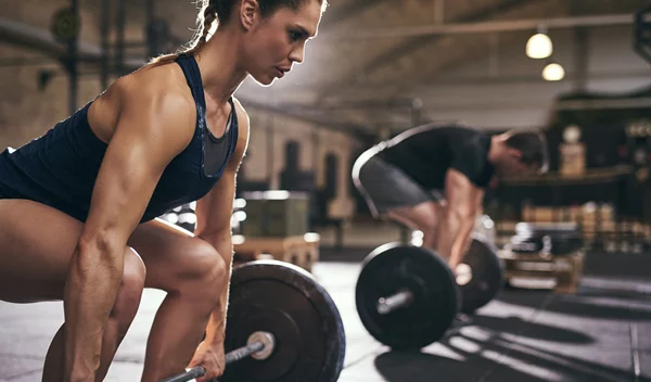 Δε χρειάζεται να 'καίγεσαι' στα βάρη για να χτίσεις κορμί, σύμφωνα με την επιστήμη