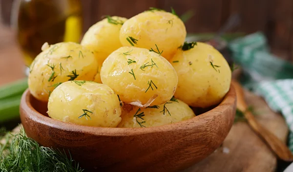 Βραστές, πουρές φούρνου: Ποιες πατάτες σε χορταίνουν περισσότερο;