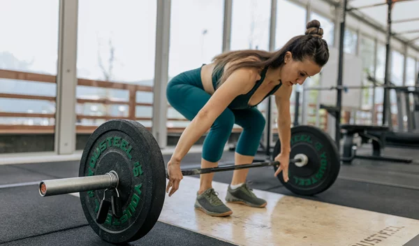 Κήλες στην κοιλιά: "Η άρση βαρών είναι η κύρια αιτία εμφάνισης" - μύθος ή αλήθεια;