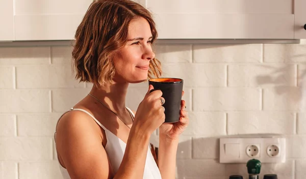 Πώς να είσαι χαρούμενη όταν τίποτα δεν πηγαίνει καλά