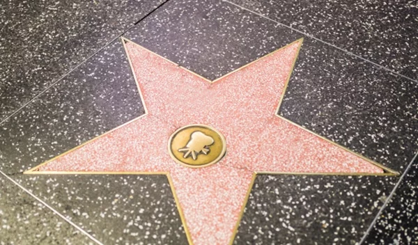 Οι εναλλακτικές θεραπείες των classic σταρ του Χόλιγουντ