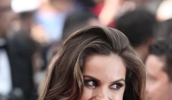 Μία δύσκολη παραλλαγή των push-ups για να προκαλέσεις τον εαυτό σου