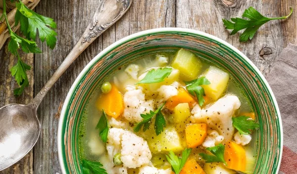 Σούπα λαχανικών: Η πιο νόστιμη επιλογή για το χειμώνα