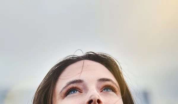 15 εύκολες ιδέες για να ανεβάσεις τη ψυχολογία σου