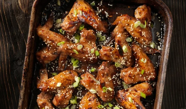 Ψητές φτερούγες κοτόπουλου με σόγια και lime μόνο με 110 θερμίδες