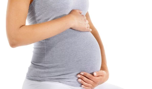 Pilates στην εγκυμοσύνη: Με αυτό το βίντεο μπορεί να το δοκιμάσεις στο σπίτι σου