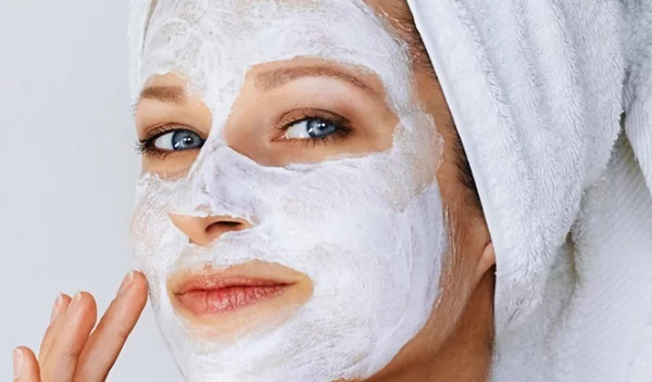 Τι μάσκα προσώπου να πάρω; Τι να επιλέξεις για ξηρότητα, σπυράκια, κηλίδες, λιπαρότητα (κάνε multimasking)