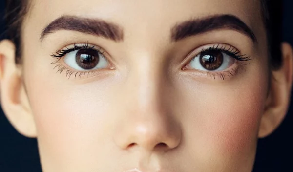 15 διαχρονικές συμβουλές για μακιγιάζ (για να ξέρεις να βάφεσαι)