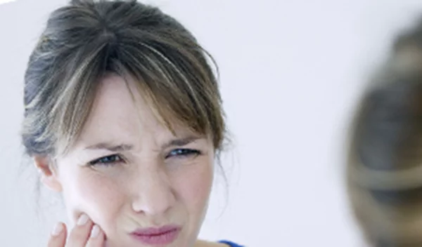 Πονάει το δόντι μου: Τι άλλο μπορεί να σημαίνει ο πονόδοντος;