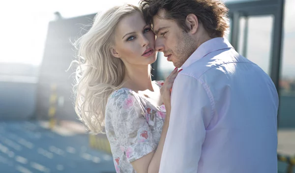 Γλίτωσε την άνοια και άλλοι 4 λόγοι που η ερωτική σχέση σου κάνει καλό στην υγεία!