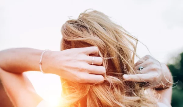 5 top συμβουλές για σγουρά μαλλιά